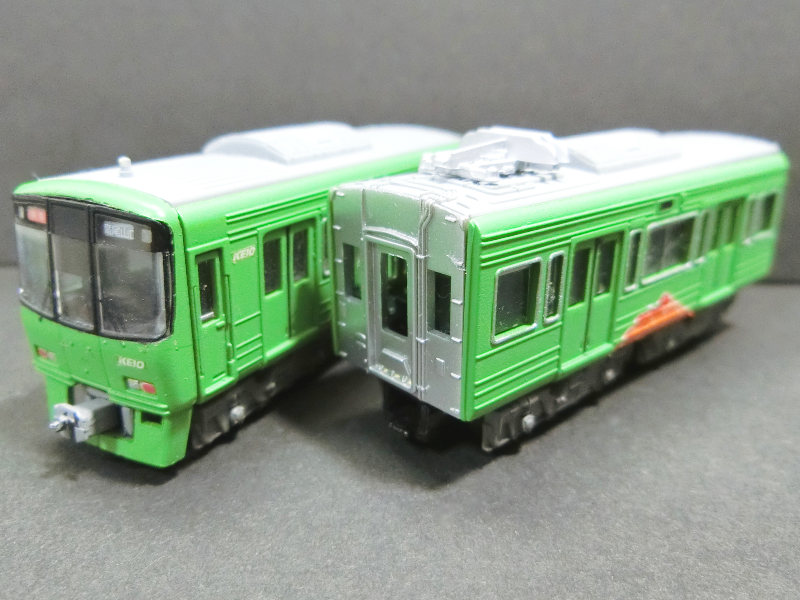 「京王電鉄8000系高尾山ラッピング」車両全体像 「京王電鉄8000系高尾山ラッピング」車両全体像