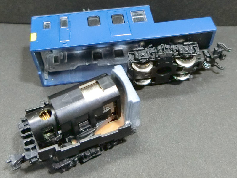 「国鉄クモル145形」の動力装置 「国鉄クモル145形」の動力装置