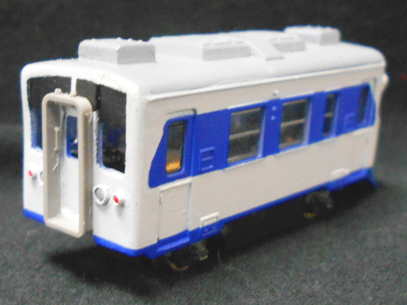 「JR四国キハ32形・鉄道ホビートレイン」車両全体像 「JR四国キハ32形・鉄道ホビートレイン」車両全体像