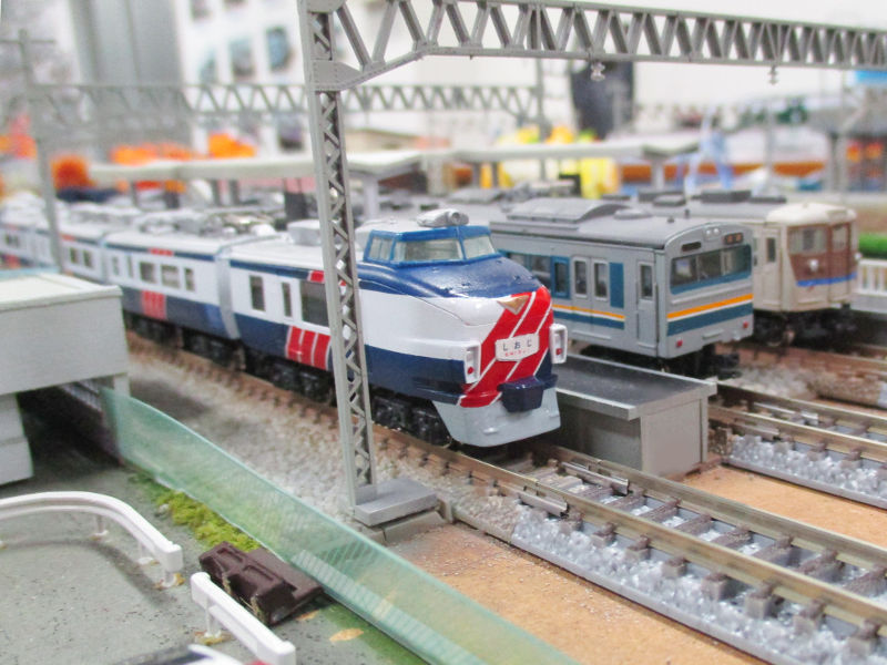 「JR西日本181系・レガート」のお顔のアップ 「JR西日本181系・レガート」のお顔のアップ