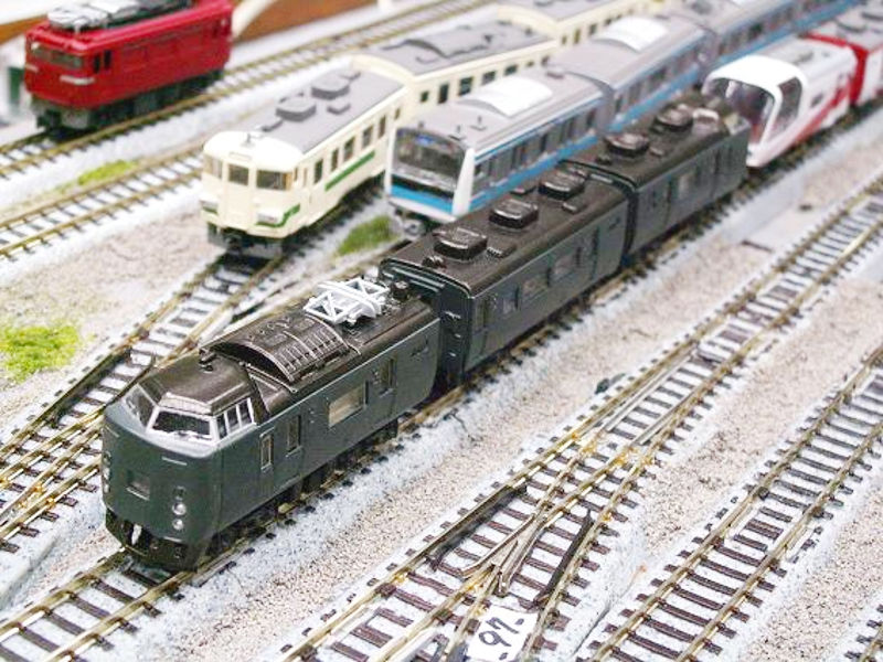 「JR183系カメラカー」編成全体像 「JR183系カメラカー」編成全体像