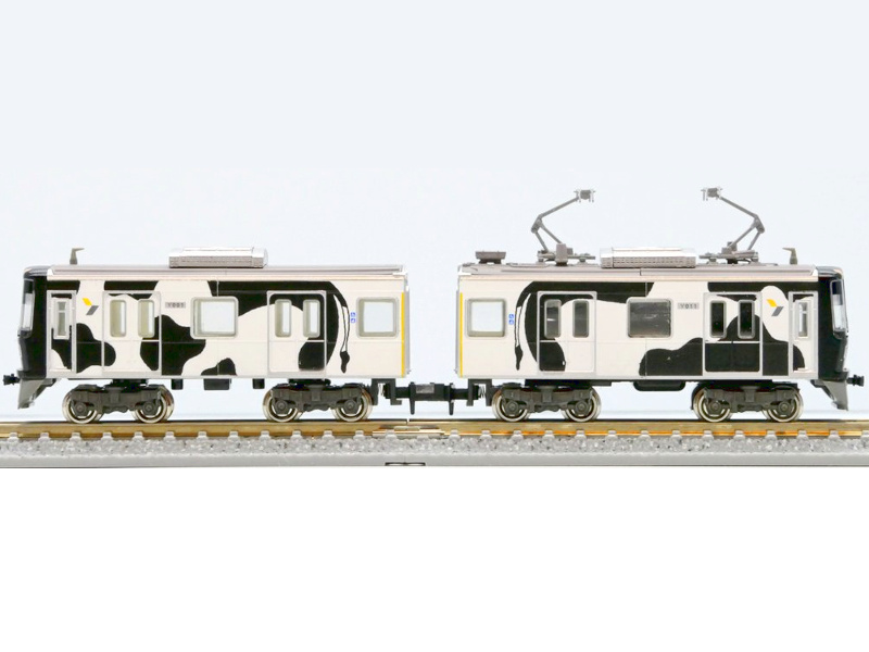 「横浜高速鉄道Y000系うしでんしゃ」編成全体像 「横浜高速鉄道Y000系うしでんしゃ」編成全体像