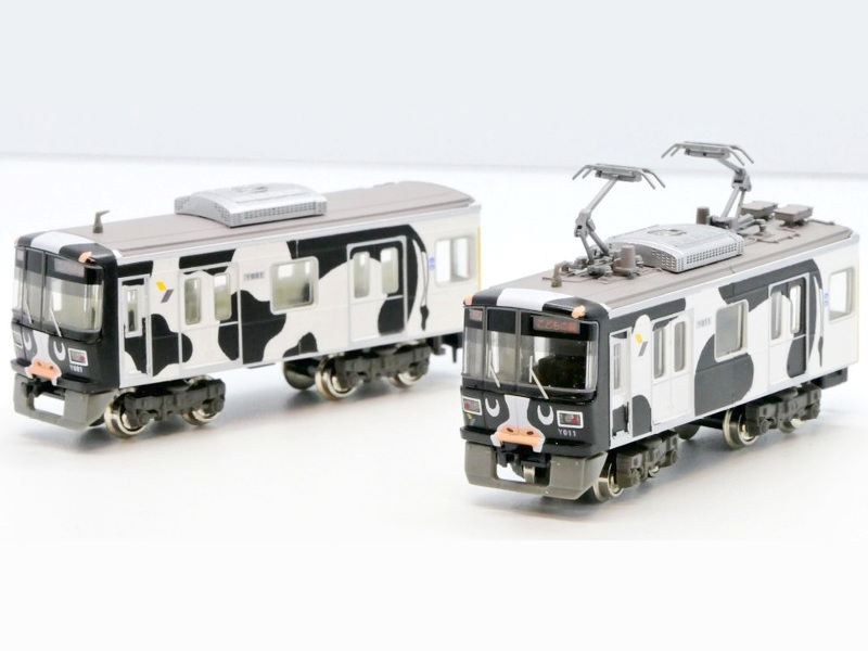 「横浜高速鉄道Y000系うしでんしゃ」編成全体像 「横浜高速鉄道Y000系うしでんしゃ」編成全体像