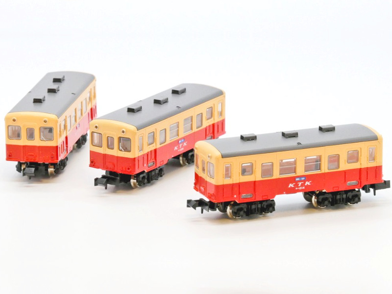 「小湊鐵道キハ200形」編成全体像 「小湊鐵道キハ200形」編成全体像