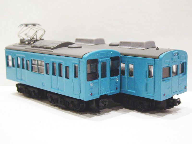 「105系和歌山色」車両全体像 「105系和歌山色」車両全体像