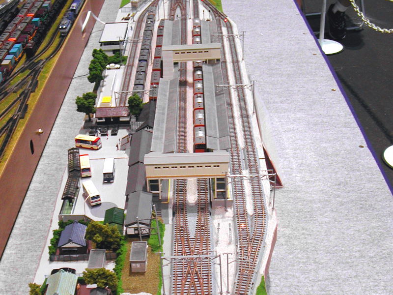 「まりりん」隊員作のJR高尾駅レイアウト全景 「まりりん」隊員作のJR高尾駅レイアウト全景