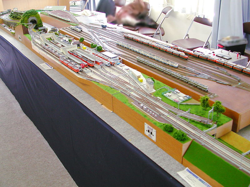 奥はDCCの大レイアウト 奥はDCCの大レイアウト