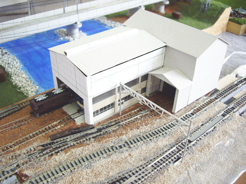 機関庫を方眼紙で制作中♪ 機関庫を方眼紙で制作中♪