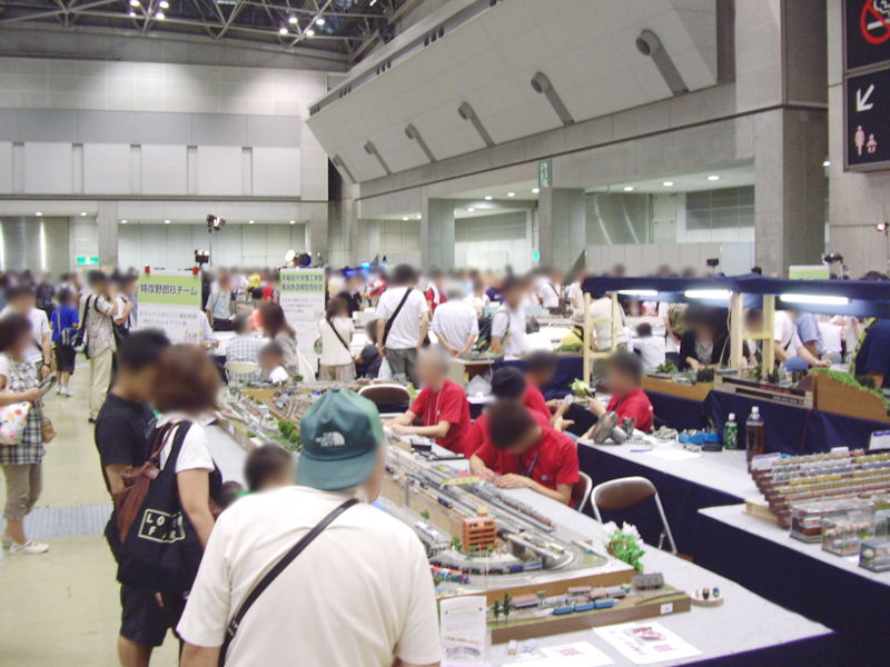 会場入口側から見たBチームの展示ブース 会場入口側から見たBチームの展示ブース