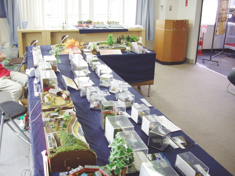 会場の手前半分はワンジオとミニレイアウトの展示コーナー 会場の手前半分はワンジオとミニレイアウトの展示コーナー