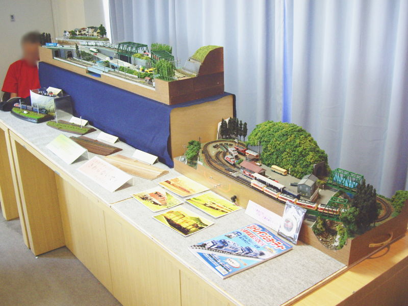 入口右側はNakanaka作品の展示コーナー 入口右側はNakanaka作品の展示コーナー