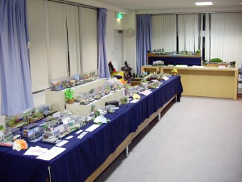 会場入口の配置はこんな感じ… 会場入口の配置はこんな感じ…