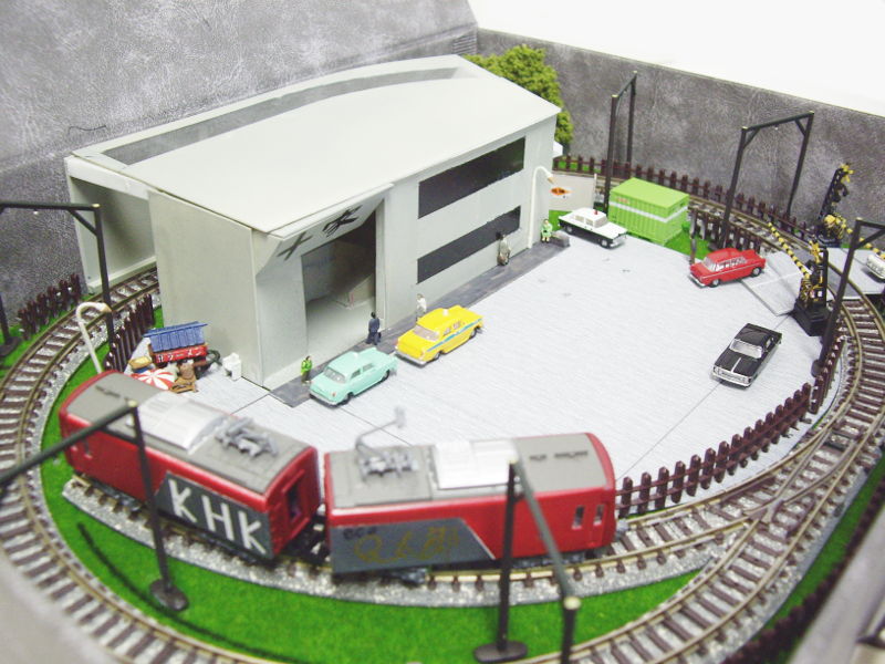 HO車両ケースに収めたミニレイアウト HO車両ケースに収めたミニレイアウト