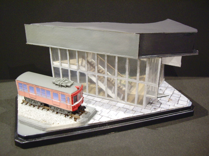 ホビーセンターカトー東京の玄関をジオラマ化 ホビーセンターカトー東京の玄関をジオラマ化