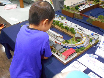 上から目線でガン見です 上から目線でガン見です