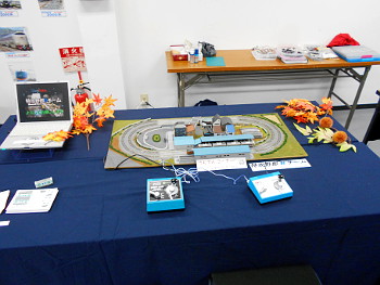 体験運転と動画の上映コーナー 体験運転と動画の上映コーナー