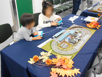 姉弟で仲良く体験運転♪ 姉弟で仲良く体験運転♪