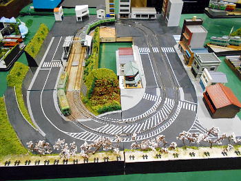 いい加減、完成させろ。(笑) いい加減、完成させろ。(笑)