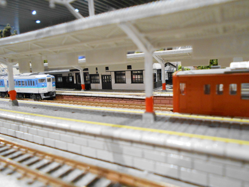 ホームの段差に注目★ ホームの段差に注目★