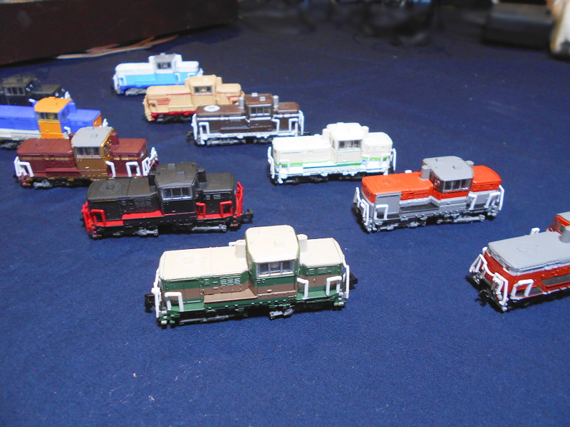 「DE10」のカラーバリエーション 「DE10」のカラーバリエーション