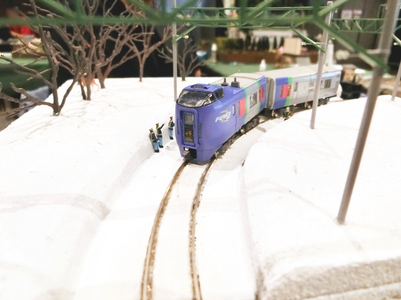 「SOMA」隊員の雪のレイアウト 「SOMA」隊員の雪のレイアウト