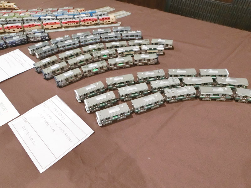 「ゲスト展示」コーナーの改造車両たち 「ゲスト展示」コーナーの改造車両たち