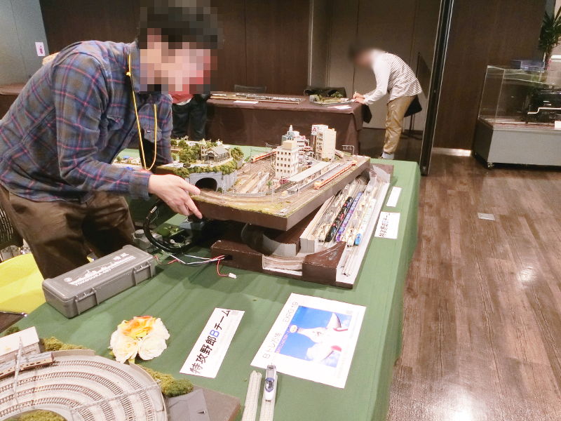 「ヒロ」隊員の立体レイアウト 「ヒロ」隊員の立体レイアウト