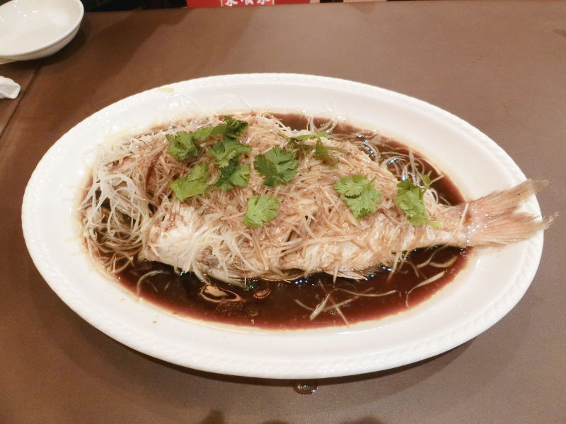 東順永自慢の「鮮魚の姿蒸し」♪ 東順永自慢の「鮮魚の姿蒸し」♪