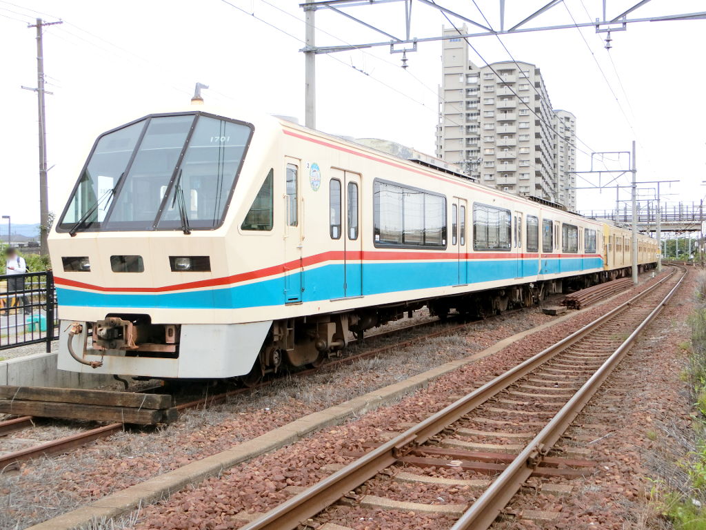 近江鉄道の初代「あかね号」の残骸 近江鉄道の初代「あかね号」の残骸