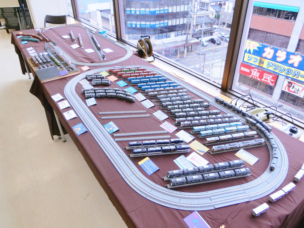 「びわ快」&「いもこ」氏の展示コーナー 「びわ快」&「いもこ」氏の展示コーナー