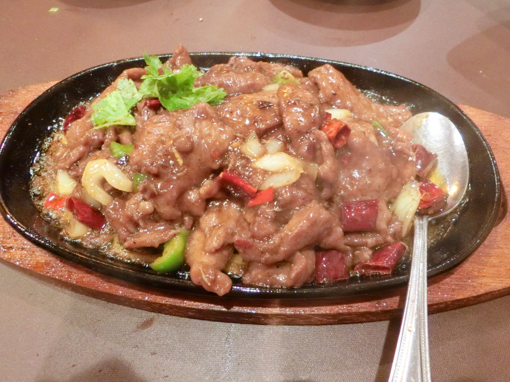 東順永と言えば「鉄板羊肉」 東順永と言えば「鉄板羊肉」