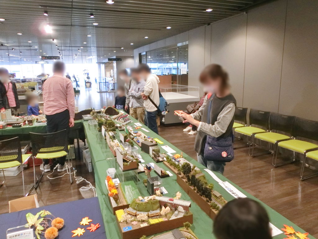 あのご婦人も熱心に撮影 あのご婦人も熱心に撮影