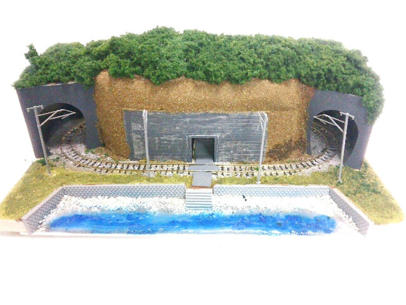 「まな板鉄道4号」レイアウト全景 「まな板鉄道4号」レイアウト全景