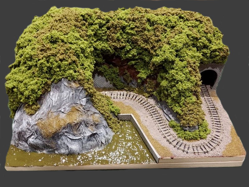 「まな板鉄道5号」レイアウト全景 「まな板鉄道5号」レイアウト全景