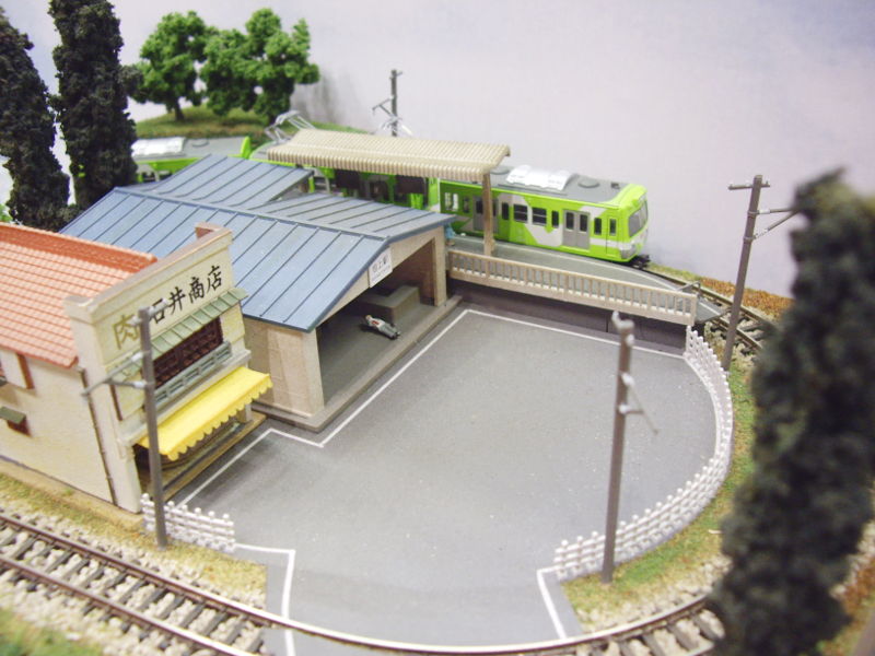 駅前の光景 駅前の光景