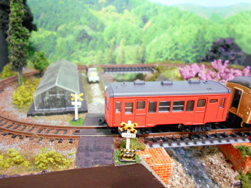 踏切とビニールハウス 踏切とビニールハウス